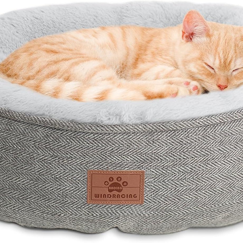 Cat Beds for Indoor Cats,Kitten Bed,Dog Bed for Extra Small Dogs Breeds,Puppy Kennel Bed, Comfy Durable Pet Sleeping Bed, Washable Roun Cat Bed & Non-Slip Bottom, Size 18"L X 18"W X 6.5"Th